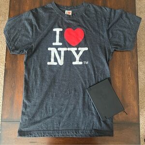 I ❤️ NY Dark Gray Tshirt Medium 100% Cotton